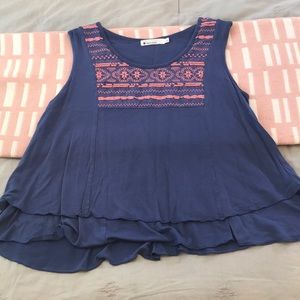 Blue blouse with pink design